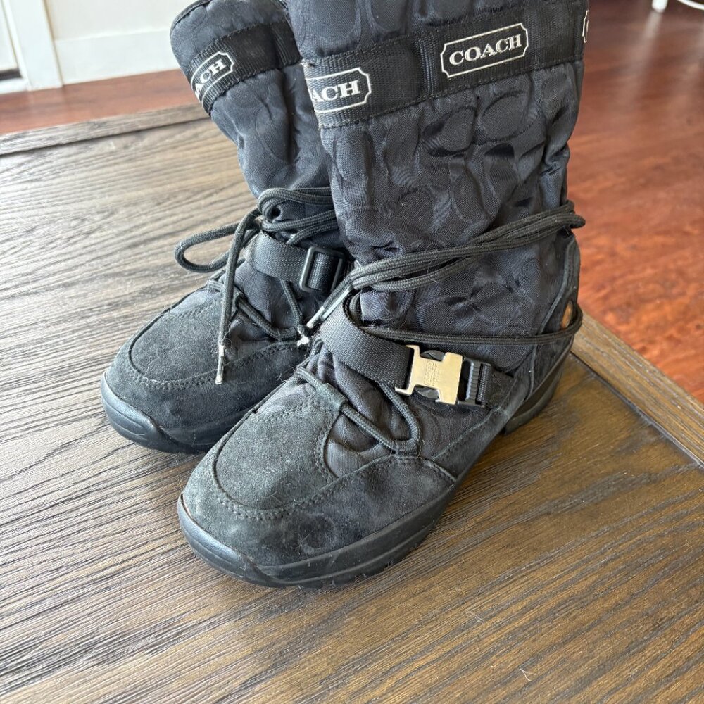 Coach Black Signature Winter Snow Boots Size 7 - Side Zip Lace Up